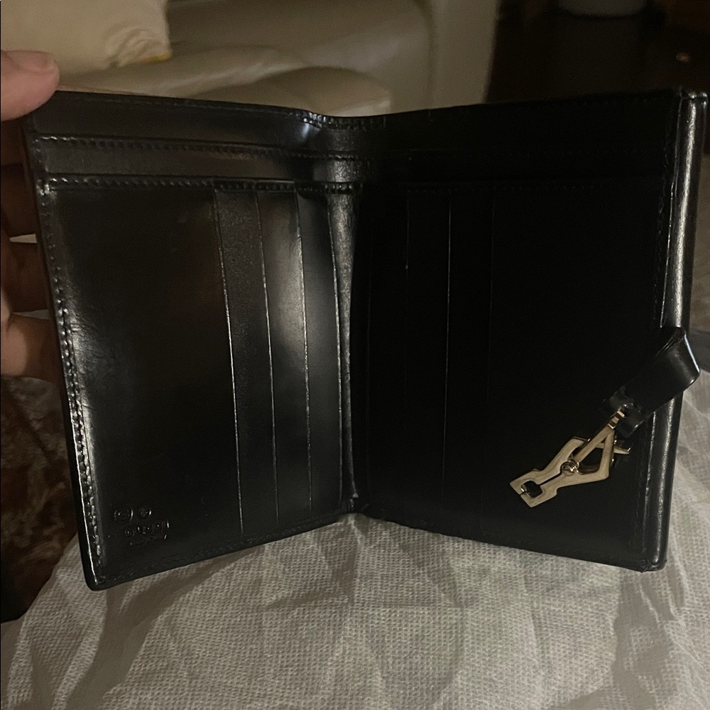 Gucci Black Wallet with Gold Accent EUC - Picture 2 of 11